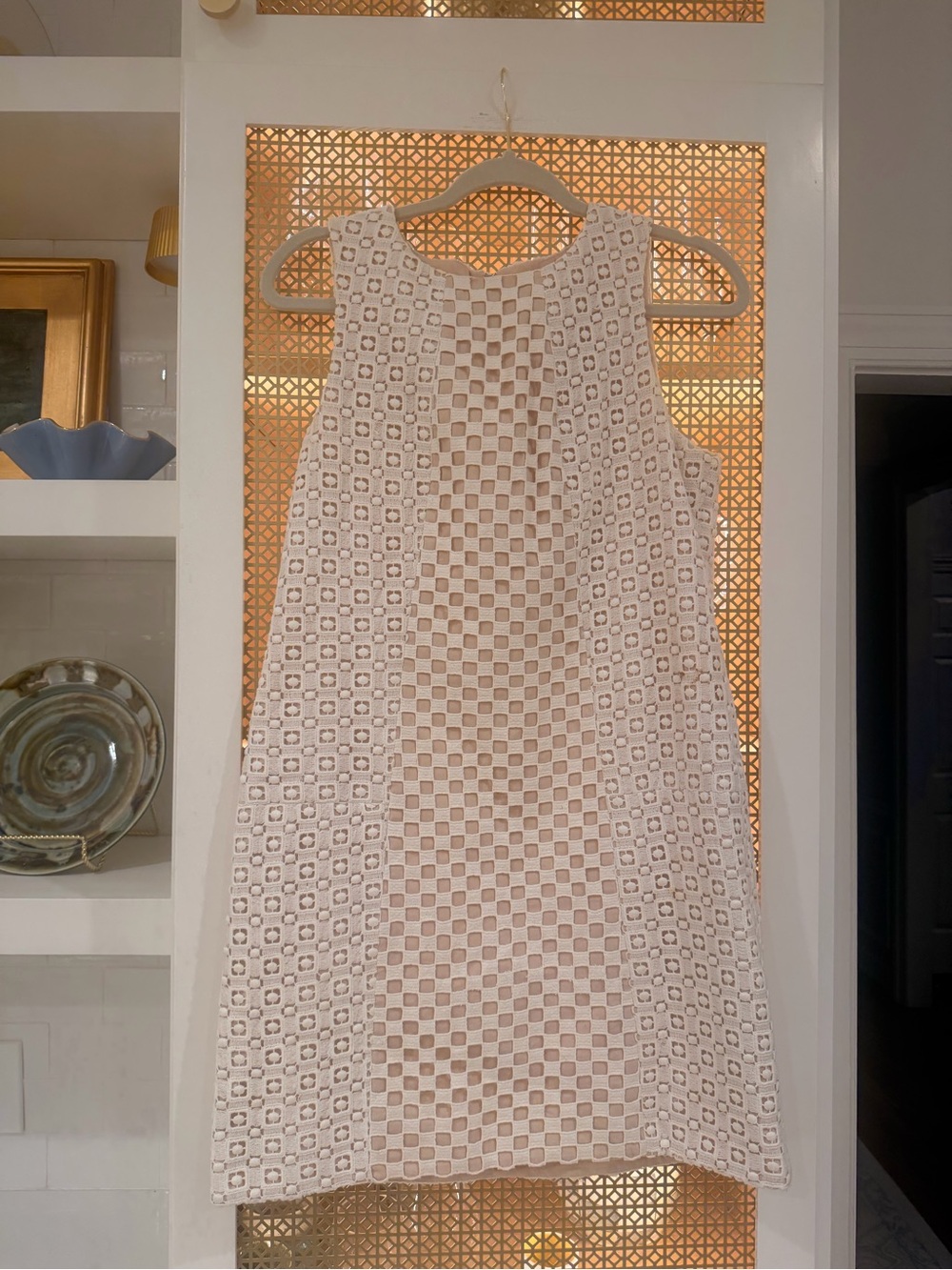Tibi Sonoran Cotton Geometric Eyelet Overlay Shift Dress sz 6 Neutral EUC - Picture 2 of 5